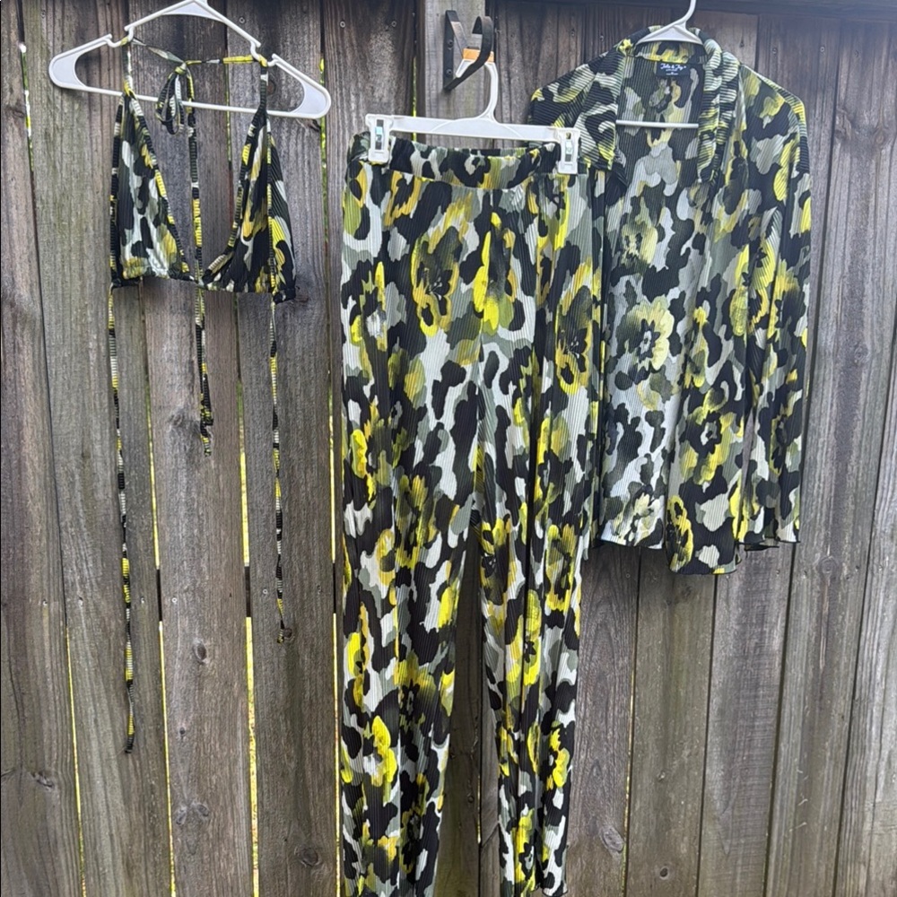 Jolie Black and Gray Jumpsuit with Relaxed Fit